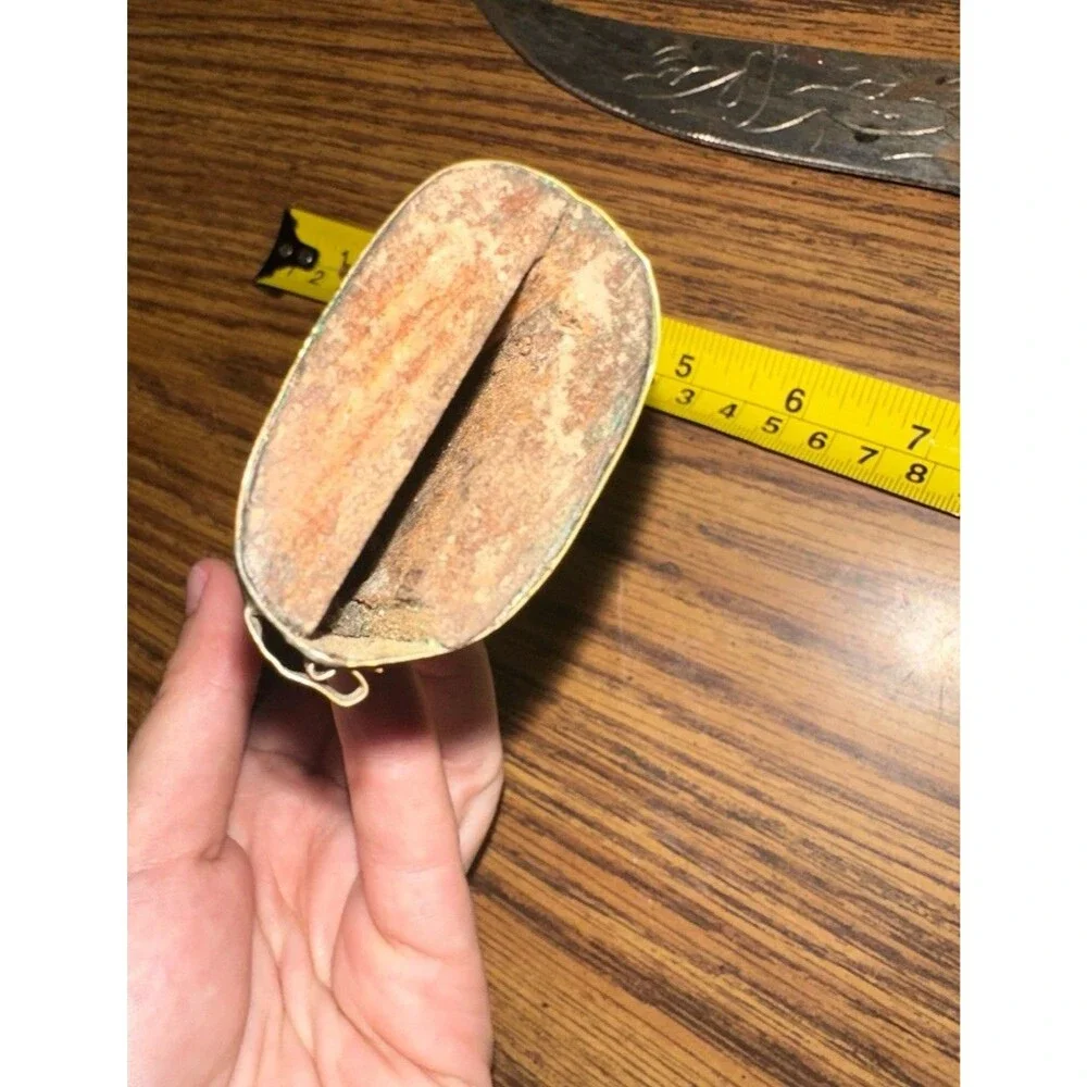 Beautiful vintage traditional Middle Eastern curved dagger (Jambiya or Khan-jar)